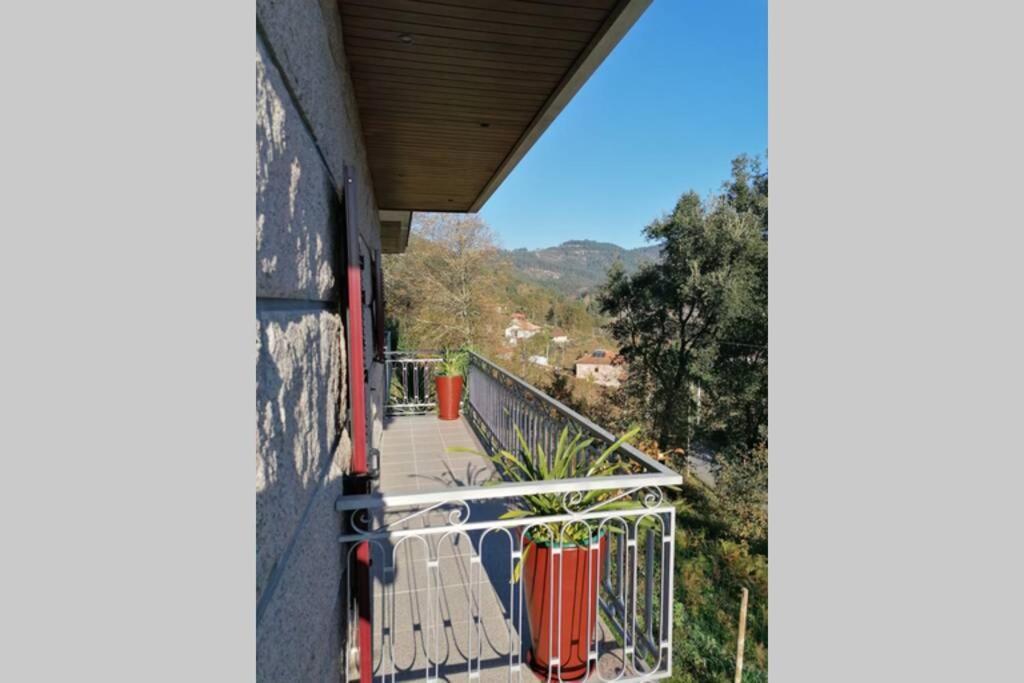 Villa Refugio Do Seixoso à Castelbuono Extérieur photo